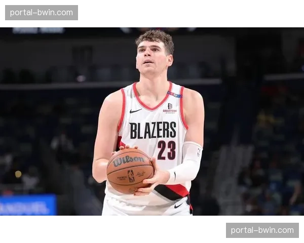 爵士100-107不敌猛龙 马尔卡宁27分11篮板空砍